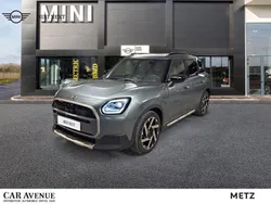 Smokey green Utilisé 2024 Mini Countryman Favoured SUV | 41 999 €