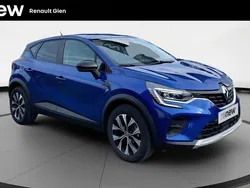 Bleu Utilisé 2024 Renault Captur Evolution SUV | 19 990 €