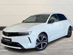 Blanc Utilisé 2023 Opel Astra Edition Berline | 20 799 € (Prix juste)