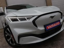 Blanc Utilisé 2024 Ford Mustang Mach-E Premium SUV | 37 950 € (Super prix)