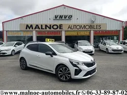 Blanc Nouvelle 2025 Renault Clio V Techno Berline | 18 740 € (Prix juste)