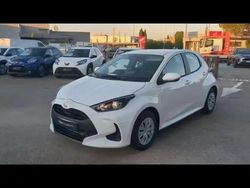 Blanc Utilisé 2025 Toyota Yaris Hybrid Berline | 21 600 € (Prix juste)