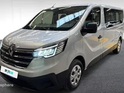 Gris Utilisé 2021 Renault Trafic Zen Van | 27 990 € (Prix juste)