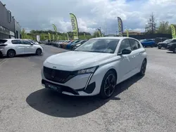 Blanc Utilisé 2024 Peugeot e-308 Allure Citadine | 31 950 € (Prix cher)