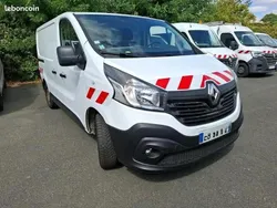 Blanc Utilisé 2017 Renault Trafic Van | 12 990 € (Prix juste)