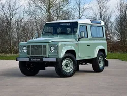 Vert Utilisé 2015 Land Rover Defender Heritage SUV | 65 950 € (Prix cher)