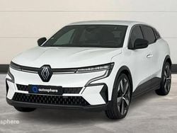 Blanc Utilisé 2022 Renault Mégane Techno SUV | 25 999 € (Prix juste)
