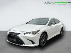 Utilisé 2024 Lexus ES300H Berline | 52 600 € (Prix juste)