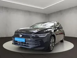 Noir Utilisé 2024 VW Golf VIII Life Berline | 30 300 € (Prix juste)