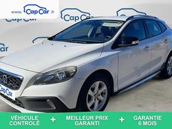 Blanc Utilisé 2015 Volvo V40 CC Kinetic Break | 8 990 €