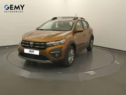 Orange Utilisé 2022 Dacia Sandero Comfort Citadine | 15 899 € (Prix assez cher)