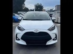 Blanc Occasion 2025 Toyota Yaris Hybrid Berline | 23 500 € (Prix assez cher)