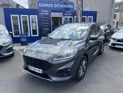 Gris magnetic mã©tallisã©e fashion Utilisé 2022 Ford Kuga ST-Line SUV | 27 999 € (Prix juste)