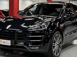 Utilisé 2014 Porsche Macan Turbo SUV | 39 900 € (Prix assez cher)