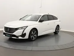 Blanc Utilisé 2023 Peugeot 308 Allure Break | 20 690 € (Bon prix)