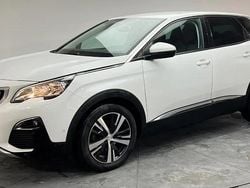 Blanc Occasion 2018 Peugeot 3008 Allure SUV | 14 490 € (Prix assez cher)