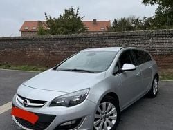 Utilisé 2014 Opel Astra Cosmo Berline | 6 990 € (Bon prix)