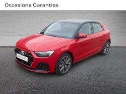Rouge progressif métallisé noir mythe métallisé Nouvelle 2025 Audi A1 Sportback Design Citadine | 27 990 € (Prix juste)