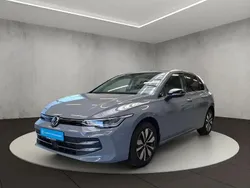 Gris Utilisé 2024 VW Golf VIII Life Berline | 30 400 € (Prix juste)