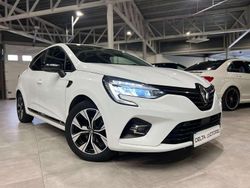 Blanc Utilisé 2021 Renault Clio V LIMITED Berline | 9 900 € (Super prix)