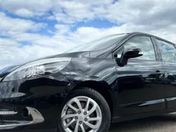 Noir Utilisé 2012 Renault Scénic III Dynamique Monospace | 6 990 € (Prix cher)