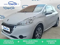 Blanc Utilisé 2015 Peugeot 208 Active Citadine | 6 910 € (Prix juste)