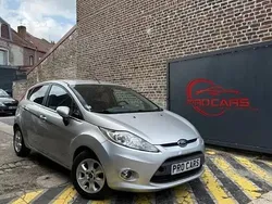 Gris Utilisé 2011 Ford Fiesta Citadine | 5 590 € (Prix assez cher)