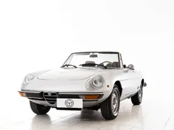 Gris Utilisé 1982 Alfa Romeo Spider Veloce Cabriolet | 25 600 €