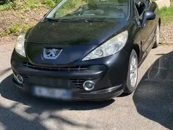 Utilisé 2007 Peugeot 207 CC Sport Cabriolet | 3 200 € (Prix juste)