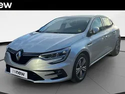 Gris Utilisé 2022 Renault Mégane IV Evolution Berline | 16 990 € (Prix juste)