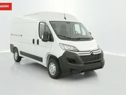 Blanc Utilisé 2023 Citroën Jumper Monospace | 34 680 €
