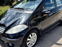 Noir Utilisé 2006 Mercedes A170 Berline | 2 999 €