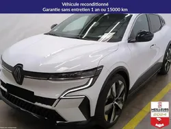 Blanc Utilisé 2024 Renault Mégane Techno Berline | 27 900 € (Prix juste)