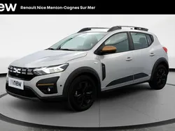 Gris Utilisé 2024 Dacia Sandero Citadine | 16 999 € (Prix juste)
