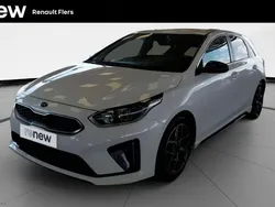Blanc Utilisé 2021 Kia Ceed GT GT-Line Berline | 18 490 € (Prix juste)