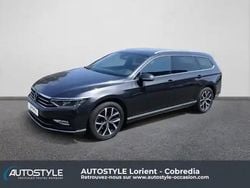 Noir Utilisé 2023 VW Passat Elegance Break | 30 490 € (Prix assez cher)