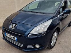 Bleu Utilisé 2010 Peugeot 5008 Monospace | 6 450 €