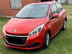 Utilisé 2018 Peugeot 208 Allure Citadine | 8 200 € (Prix juste)