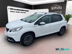 Blanc Utilisé 2018 Peugeot 2008 Style SUV | 8 690 € (Bon prix)