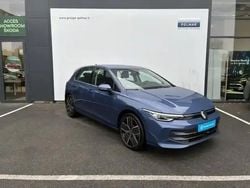Bleu anémone métallisée Utilisé 2024 VW Golf VIII Style Berline | 27 990 € (Prix juste)