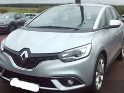 Utilisé 2016 Renault Scénic III Business Monospace | 11 800 € (Prix assez cher)