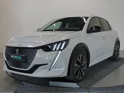 Blanc Utilisé 2020 Peugeot e-208 GT-line Citadine | 14 790 € (Prix juste)