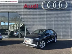 Noir mythic métallisé Utilisé 2025 Audi Q4 e-tron S-Line SUV | 59 900 € (Prix juste)