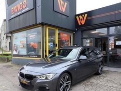 Noir Utilisé 2018 BMW 330 Sport Line Break | 27 489 €