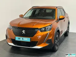 Orange Utilisé 2020 Peugeot 2008 Allure SUV | 17 990 € (Prix assez cher)