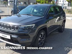 Gris Utilisé 2024 Jeep Compass Altitude SUV | 33 850 € (Prix assez cher)