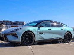 Gris Utilisé 2024 Lotus Emeya Citadine | 128 194 €