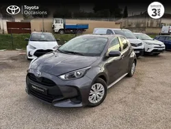 Gris Utilisé 2023 Toyota Yaris Hybrid Design | 20 980 € (Bon prix)