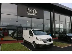 Blanc Nouvelle 2024 Renault Trafic Van | 30 490 € (Prix juste)