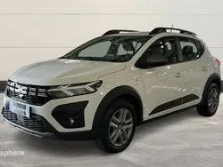 Blanc Utilisé 2023 Dacia Sandero Expression Citadine | 16 299 € (Prix juste)